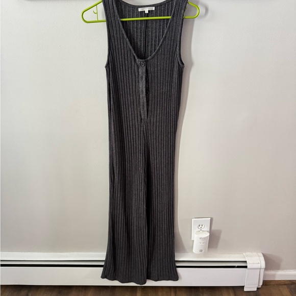 Z Supply Charcoal Ribbed Jumpsuit - Picture 3 of 7